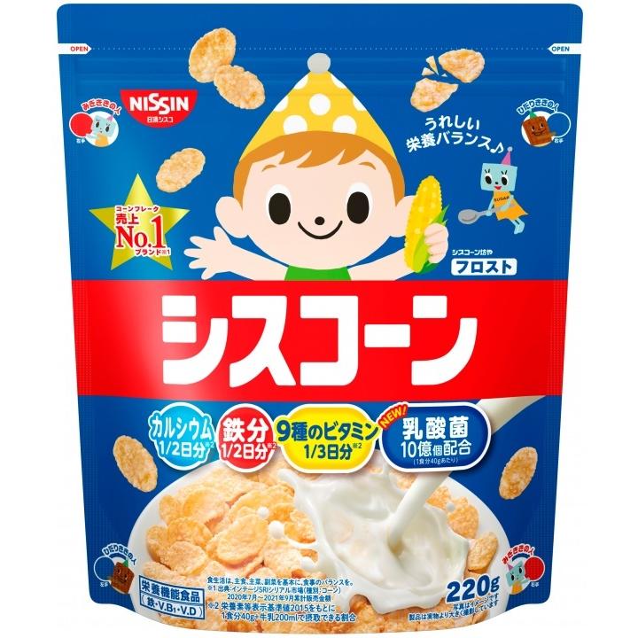 【商品説明】 サクサク軽い食感でやさしい甘さのコーンフレークです。 1食分（40g）に牛乳200mlをかけて食べると、1日に必要なカルシウムと鉄分の1/2、9種類のビタミンの1/3以上を摂取できます。 【原材料名】 コーングリッツ(国内製造)、砂糖、食塩、乳糖、乳酸菌粉末/炭酸カルシウム、ビタミンC、香料、ピロリン酸鉄、乳化剤、ナイアシン、酸化防止剤(ビタミンE)、パントテン酸カルシウム、ビタミンB6、ビタミンB1、ビタミンB2葉酸、ビタミンD、ビタミンB12 ※本製品は小麦を含む製品と共通の設備で製造しています。 ※使用する原材料の変更などにより、ウェブサイトに掲載されているアレルゲン情報と、製品パッケージに記載されている内容が異なる場合もございます。 ご購入、お召し上がりの際には、お手元の製品パッケージの表示でアレルゲン情報をご確認ください。 ■1ケース6袋入りの商品です ※パッケージは予告無く変更になる場合がありますのでご了承下さい。 店頭販売も行っておりますので、万が一品切れの際は出荷にお時間を頂く場合やキャンセルさせて頂く場合がございますご了承下さい。