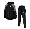 製品仕様 商品名 NIKE YTH SETUP ナイキ キッズ セットアップ サイズ／寸法 130(XS)140(S)150(M)160(L) 色 ブラック ご注意事項 モニターの発色の具合によって実際のものと色が異なる場合がございます。ご了承ください。 その他商品説明 上下セットアップの商品となります。パンツのウエスト部分はサイズ調節ができるよう紐がございます。パンツの裾はゴムとなっております。