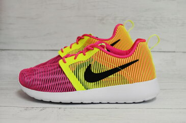 NIKE ROSHE ONE FLIGHT WEIGHT (GS) HYPER PINK/BLACK-VOLT-WHITE ナイキ ローシ ワン フライト ウェイト