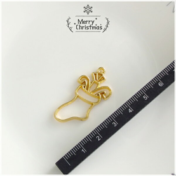 【10個】レジン枠 空枠 くつした クリスマス/Xmas/セッティング/冬/フレーム/靴下/プレゼントソックス/オーナメント 資材/アクセサリーパーツ/手作り/材料/ハンドメイド/卸/手芸
