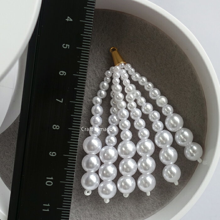 パール タッセル チャーム ホワイト 約64*24mm 2個 資材 素材 アクセサリー パーツ...