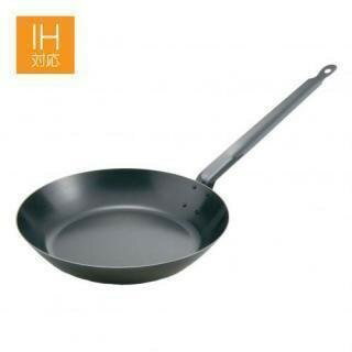 IH対応 ブルーイング 鉄フライパン 22cm 鋼板 キャンプ 無地 シンプル クリアクラッカー塗装仕上 小さい ソロ ソロキャンプ 鉄分補給 貧血予防 ポイント消化