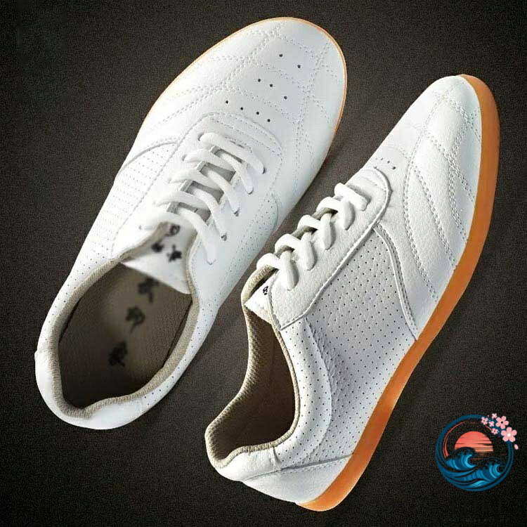 【全品2点で5%OFF】太極 武術太極拳シューズ 男女兼用 柔らかい運動靴 幅広設計 滑...