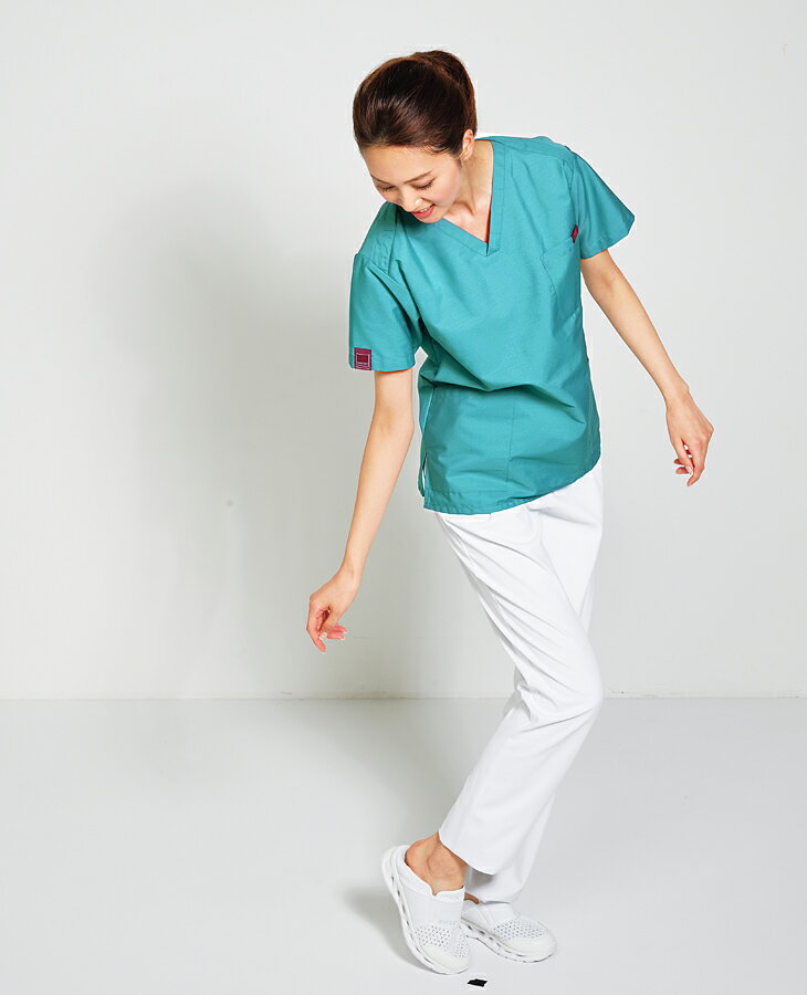 【メール便送料無料】白衣 女性 ナースウェア 医療用 パンツ ドクター マルチジャケット 制服 ユニフォーム クリニック 病院 半袖 看護師 医師 FOLK 白衣 メディカル 大きいサイズ 小さいサイズ[M便 1/2]