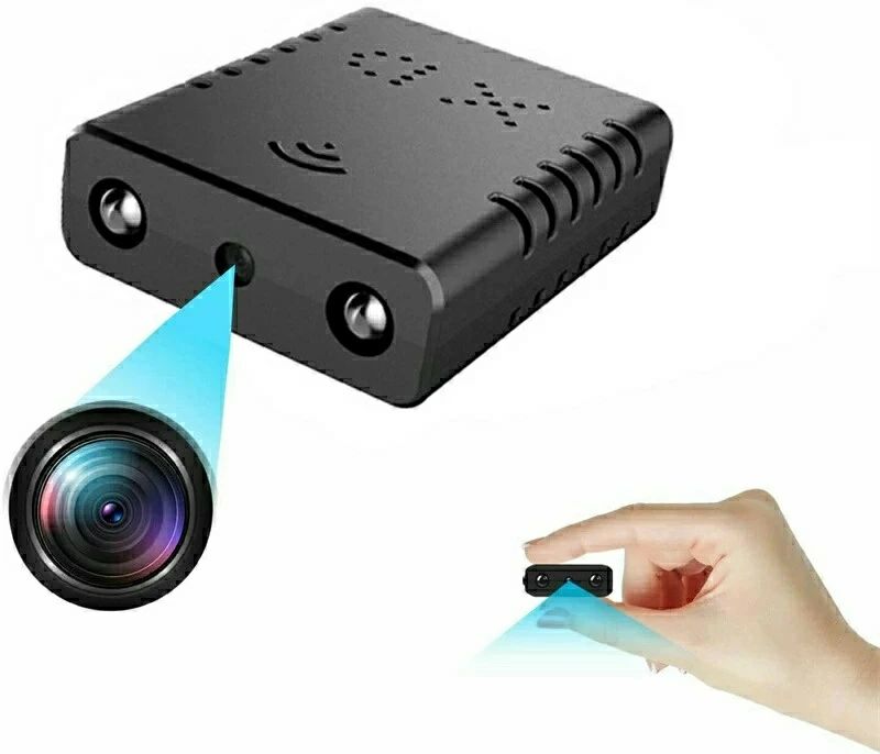 商品特徴 【ミニカメラ】 注意：このHD、スマートでコンパクトなカメラにはバッテリーが内蔵されていません。使用する場合、ポータブルまたは固定電源を接続する必要があります。このスパイカメラは最小のポータブルカメラです。 20セント硬貨と同じで、さまざまなポータブルツールで簡単に隠すことができます。 【Wi-Fi接続とアプリのリモートコントロール】 Wi-FiミニモジュールカメラとWi-Fiネットワークを携帯電話のAPP経由で接続して、いつでもライブビデオ/録画ビデオや写真を見ることができます。また、タブレットやPCでライブビデオを見ることができます 【高解像度スパイカメラ】 30フレームのHDビデオ解像度により、高品質の昼光ビデオと写真が保証されます。鮮明で鮮明な画像を求めるあなたの欲求を満たすことができます 【モーション検知】 モーションが検知されると、カメラは自動的に録画を開始します。リアルタイムビデオ録画により、このミニガジェットは招待されていないゲストの行動をリアルタイムで忠実に記録します 【ループ録画】 カードがいっぱいになると、自動的に最も古いビデオファイルが新しいもので上書きされます。最大128GBのマイクロSDカードをサポートします（含まれません） 。 注意事項 【商品写真につきまして】 ご使用のPCとブラウザの設定により実際の色合いと異なることがございます。予めご了承くださいませ
