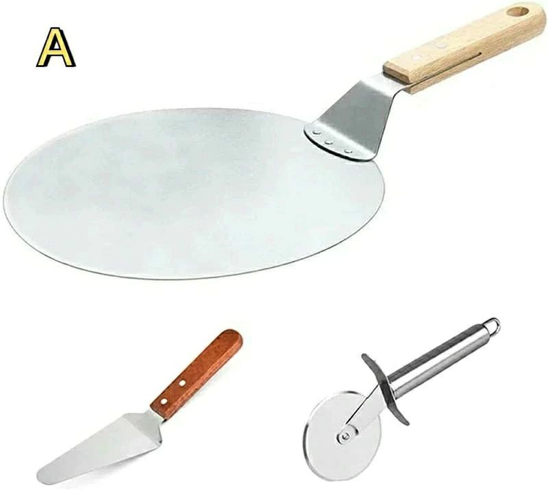 ? 【ピザ窯キット3点セット】ピザ カッター+円形 ピザピール+ピザショベル。ピザ作り、取り出し、カットに必要な道具が全て揃った3点セットで、他のツールを追加購入する必要はありません。最高のキッチンヘルパーになります。 ? 【高品質の素材】高品質のステンレススチール製、強くて丈夫、高温に強く、変形しにくく、食品に直接触れることができます。木製ハンドル、手のひらによくフィットし、より快適に、より安定して持ちやすくなります。 ? 【便利で実用的】回転式 ピザカッターの刃先は鋭利で、ピザ、パン、ペストリーなどを形を崩さずに簡単に切ることができます。当社のピザスパチュラはハンドルに穴とフックがあり、簡単に吊るして収納でき、カウンタースペースを空けられます。 ? 【多機能デザイン】ピザホイールとパイサーバーは、お客様の期待に応えます。 パイ、ピザ、ワッフル、ラザニア、ケーキ、フラットブレッド、タルト、サンドイッチ、キッシュ、クッキー生地に最適です、家庭用と商業用の両方に適しています。 ? 【商品基本仕様】サイズ：円形 ピザピール：長さ: 43.5cm 幅: 25.5cm 厚さ: 0.8mm 重量: 約434.6g。ピザカッター：長さ：20.5cm 幅：6.5cm 重さ：約62.3g。三角ピザピール：縦25.5cm、横2.5cm、厚さ0.9mm、重さ約69.7g。 円形 ピザピール高品質の素材：高品質のステンレススチール製、強くて丈夫、高温に強く、変形しにくく、食品に直接触れることができます。木製ハンドル、手のひらによくフィットし、より快適に、より安定して持ちやすくなります。 三角 ピザピールピザ窯キット3点セット：ピザ カッター+円形 ピザピール+ピザショベル。ピザ作り、取り出し、カットに必要な道具が全て揃った3点セットで、他のツールを追加購入する必要はありません。最高のキッチンヘルパーになります。 ピザカッター多機能デザイン：ピザホイールとパイサーバーは、お客様の期待に応えます。 パイ、ピザ、ワッフル、ラザニア、ケーキ、フラットブレッド、タルト、サンドイッチ、キッシュ、クッキー生地に最適です、家庭用と商業用の両方に適しています。 品質サービス: 1、 当社の製品に問題がある場合は、お気軽にお問い合わせください。 2、輸送中に多少の衝撃が加わる可能性がございます。万が一不具合や破損などがございましたら、部品の再送など対応させていただきますので、お気軽にご連絡くださいませ。 3、商品が多いため、発送時に説明書をお送りし忘れることがございます。万が一、説明書が届いていない場合や、商品組み立てに関してご不明点がございましたら、お手数ですがご連絡いただけますようお願い申し上げます。電子版の説明書を再送させていただきますので、どうぞご安心ください。お客様にはご理解いただきますようお願い申し上げます。お客様のご支援が、私たちの励みとなっております。