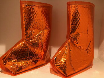 足湯長靴 温ぽんONPON クリアオレンジ ふくらはぎまで温める キラキラ 足湯グッズ お湯が冷めにくい 折りたためる軽量な携帯型足湯 フットケア リラックス 冷え症対策 むくみ改善 足元ぽかぽか 温めるフットバス ビニール素材 足温器