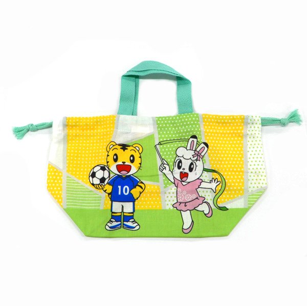 樂天商城 - しまじろう スポーツ ランチ巾着 KB7 スケーター 日本製 こどもちゃれんじキャラクターお弁当袋 巾着 巾着袋 子供 ランチ袋