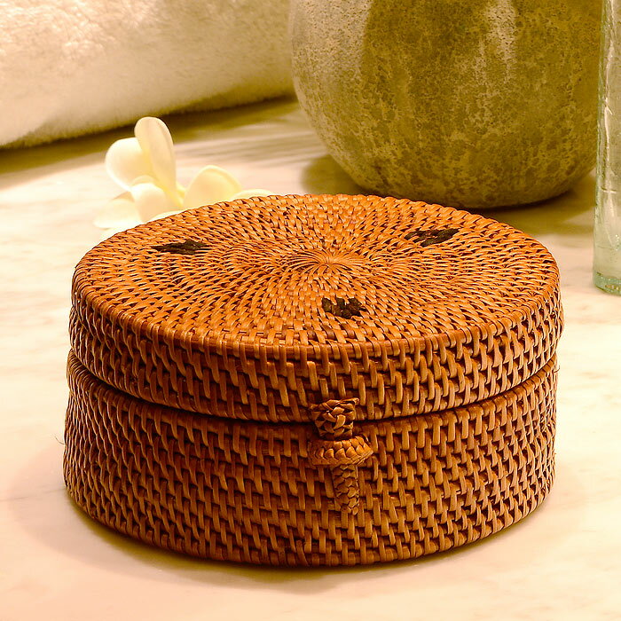 アタで編まれた丸い形のフタ付き アジアン 小物入れケース 小