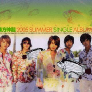 HI YA YA夏日 構成: CD 言語: 韓国語 発売元: avex 発売国: TAIWAN 発売日: 2005年7月15日 [商品案内] 急遽発売が決定した、東方神起のサマー・シングル。この季節にぴったりの爽やかなポップチューン「Hi Ya Ya 夏の日」（Track 1）をはじめとする新曲3曲に加え、1集から「今のように」のピアノ・バージョンも収録。このほか、「Hi Ya Ya 夏の日」と「君たちのものだから」のインストゥルメンタルも収められている。 [収録曲] CD 01. HI YA YA 夏の日 02. 空間 (空と海の間..-WHISPER OF..) 03. 君たちのものだから (I Wish...) 04. 今のように (Piano Version) 05. HI YA YA夏の日 (Instrumental) 06. 君たちのものだから (I Wish...) (Instrumental))　