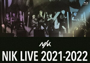 NIK LIVE 2021-2022 構成: Blu-ray 発売元：UNIVERSAL MUSIC 発売国: JAPAN 発売日: 2022年12月14日 [商品案内] 2021年と2022年に開催されたライヴ、2公演を収録した待望の映像商品！ 昨年2021年12月25日(土)にTOKYO DOME CITY HALLで開催された「NIK Xmas Event 2021 "The End of the Beginning"」と、2022年5月27日(金)にKT Zepp Yokohamaで開催された「NIK LIVE TOUR 2022」の公演の模様を収録！さらに、ここでしか見られないメンバーの素顔を収めた各公演のビハインドシーンも必見！ [収録内容] Blu-ray 「NIK Xmas Event 2021 "The End of the Beginning"」 （12.25 TOKYO DOME CITY HALL） Universe Bomb Better Spring ANOTOKIE Jealousy Hurricane Santa Monica ビハインドシーン 「NIK LIVE TOUR 2022」 （5.27 KT Zepp Yokohama） Universe Hurricane STAY ANOTOKIE La Vida Loca Bomb Jealousy Santa Monica Better Spring LIFE GOES ON ビハインドシーン　