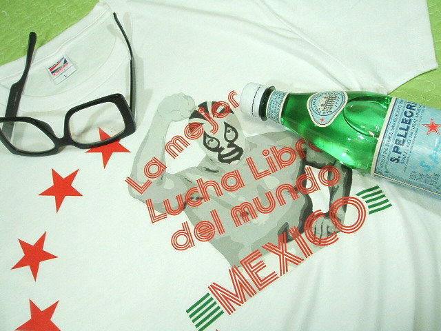 メキシコ・ルチャ★ミル・マスカラスTシャツ【サイズ:S 、M 、L 、XL 、2XL 】【3980円以上で送料無料】メンズ Tシャツ プリント 半袖 メキシコ プロレスTシャツ 格闘技 ルチャTシャツ 覆面レスラー キングサイズTシャツ ラッピング無料