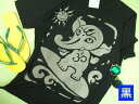 サーフィン・ガネーシャTシャツ【サイズ:幅広M 】【3980円以上で】送料無料 Tシャツ メンズ 半袖 ヒンドゥー教Tシャツ インドの神様Tシャツ ヨガTシャツ YOGA Tシャツ インポートTシャツ エスニック インド 旅好き ギフト包装無料