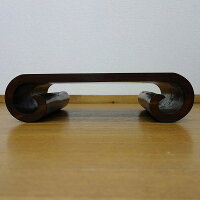 一本の木をくり抜いて作った渦巻きテーブル50X35X13