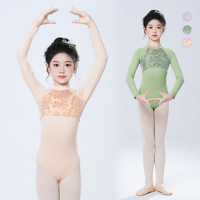 商品名 キッズバレエ衣装 ・簡易な包装、ご了承ください。 色 グリーン|ピンク|パープル サイズ 110-165 素人採寸若干の誤差がある場合がございます。 素材 79％ナイロン21％スパンデックス ご了承いただきたいこと ※サイトに掲載の商品は、撮影の環境とモニター環境により、実際の物と素材感・色味いが多少異なる場合がございます。 ※モデル使用の撮影道具等商品に含めておりません（小物ある場合、内容を明記致します）。 ※大量生産による生産過剰と在庫管理の条件により、細かいキズや汚れ付くことがございます。完璧な商品をお求めのお方と細かい部分をお気になさるお方は、ご購入を慎んでください。 ※取寄品、輸入品、工場大量生産の商品の為、日本製より縫製荒いとほつれ等が生じている場合がございますのであらかじめご了承くださいませ。 ※都合により電話に出られない場合メールでご連絡いただければ幸いです。 ※在庫は複数店舗共有しております為、またメーカさんが急に生産中止による在庫更新遅れることがございます。メールか電話でご連絡致します。どうかご容赦ください。 ※お届けした商品に不備があった場合、一週間以内ご連絡ください。確認後速やかに交換か返品対応致します、返品に関しては原則として連絡なしの返品は対応致しません、ご理解いただきますようお願い申し上げます。 ※お客様都合の返品は受付ない場合がございます（特に舞台衣装、ダンス衣装、道具等。またイメージ違い）。また返品か交換に往復の送料が生じる場合がございます。 ※他に不明点がございましたら、お問い合わせください。商品名 キッズバレエ衣装 ・簡易な包装、ご了承ください。 色 グリーン|ピンク|パープル サイズ 110-165 素人採寸若干の誤差がある場合がございます。 素材 79％ナイロン21％スパンデックス ご了承いただきたいこと ※1、サイトに掲載の商品は、撮影の環境とモニター環境により、実際の物と素材感・色味いが多少異なる場合がございます。 ※2、モデル使用の撮影道具等商品に含めておりません（小物ある場合、内容を明記致します）。 ※3、大量生産による生産過剰と在庫管理の条件により、細かいキズや汚れ付くことがございます。完璧な商品をお求めのお方と細かい部分をお気になさるお方は、ご購入を慎んでください。 ※4、取寄品、輸入品、工場大量生産の商品の為、日本製より縫製荒いとほつれ等が生じている場合がございますのであらかじめご了承くださいませ。 ※5、都合により電話に出られない場合メールでご連絡いただければ幸いです。 ※6、在庫は複数店舗共有しております為、またメーカさんが急に生産中止による在庫更新遅れることがございます。メールか電話でご連絡致します。どうかご容赦ください。 ※7、お届けした商品に不備があった場合、一週間以内ご連絡ください。確認後速やかに交換か返品対応致します、返品に関しては原則として連絡なしの返品は対応致しません、ご理解いただきますようお願い申し上げます。 ※8、お客様都合の返品は受付ない場合がございます（特に舞台衣装、ダンス衣装、道具等。またイメージ違い）。また返品か交換に往復の送料が生じる場合がございます。 ※9、他に不明点がございましたら、お問い合わせください。