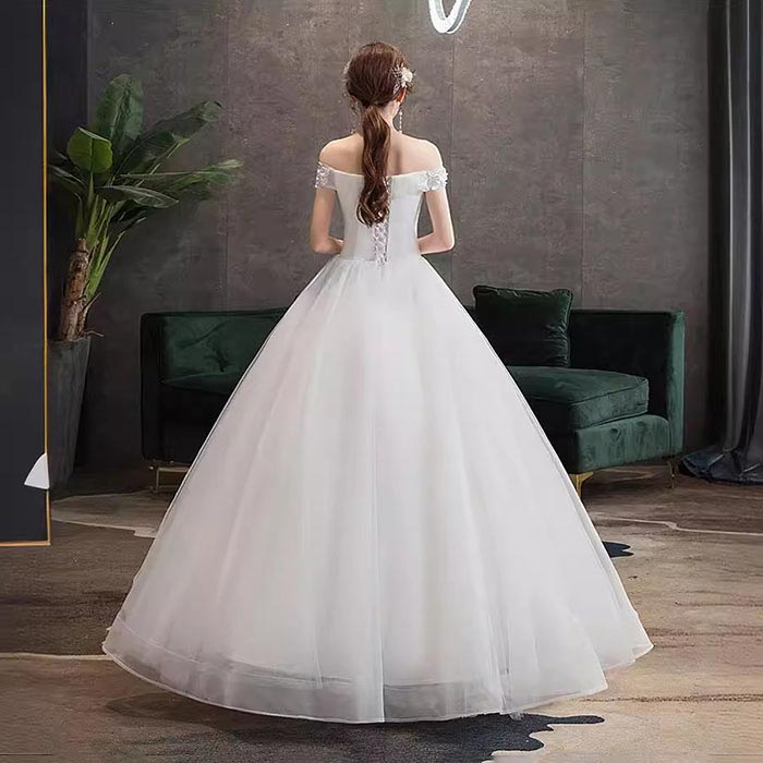 asks Dance Gearのウェディングドレス 花嫁ドレス 結婚式 ワンピース フォーマルドレス シースルードレス レース 花柄 ワンショルダー パーティードレス ベアトップ ロングドレス 二次会ドレス 白ドレス 肩出し マキシ 二次会 披露宴 発表会 海外挙式ドレス エレガント プレゼント 写真撮影｜アングル3