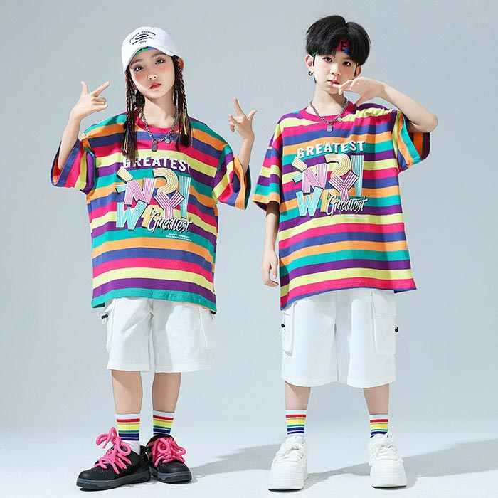Rakuten - キッズストリートダンス服 ジャズダンス ステージ衣装 チアダンス ヒップホップ 半袖tシャツ ショートパンツ 虹色 カラフル ユニセックス 男の子 女の子 普段着 韓国子供 ジュニア 運動会 パーティー 新年会 演出 舞台衣装 卒業式 カジュアル おしゃれ かっこいい