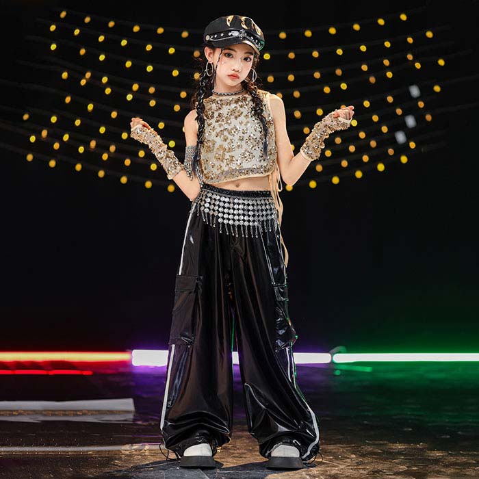 Rakuten - 舞台演出服 キッズ 女の子 ジャズダンス衣装 トップス ノースリーブ パンツ 上下セット キラキラ ステージ衣装 ヒップスカーフ フリンジ 個性的 帽子 タッセル かっこいい jazz ヒップホップ ストリートダンス 団体服 発表会 光沢あり へそ出し 子供 hiphop locking popping