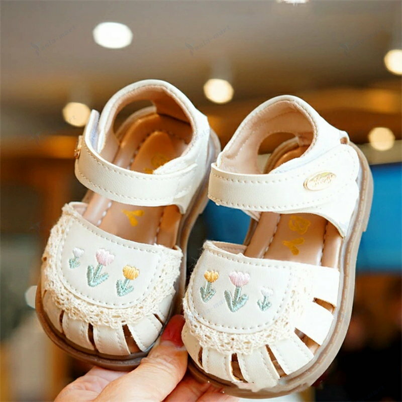 ベビーサンダル つま先あり 女の子 夏 革 キッズ サンダル 子供サンダル ストラップ付き 革サンダル つ..