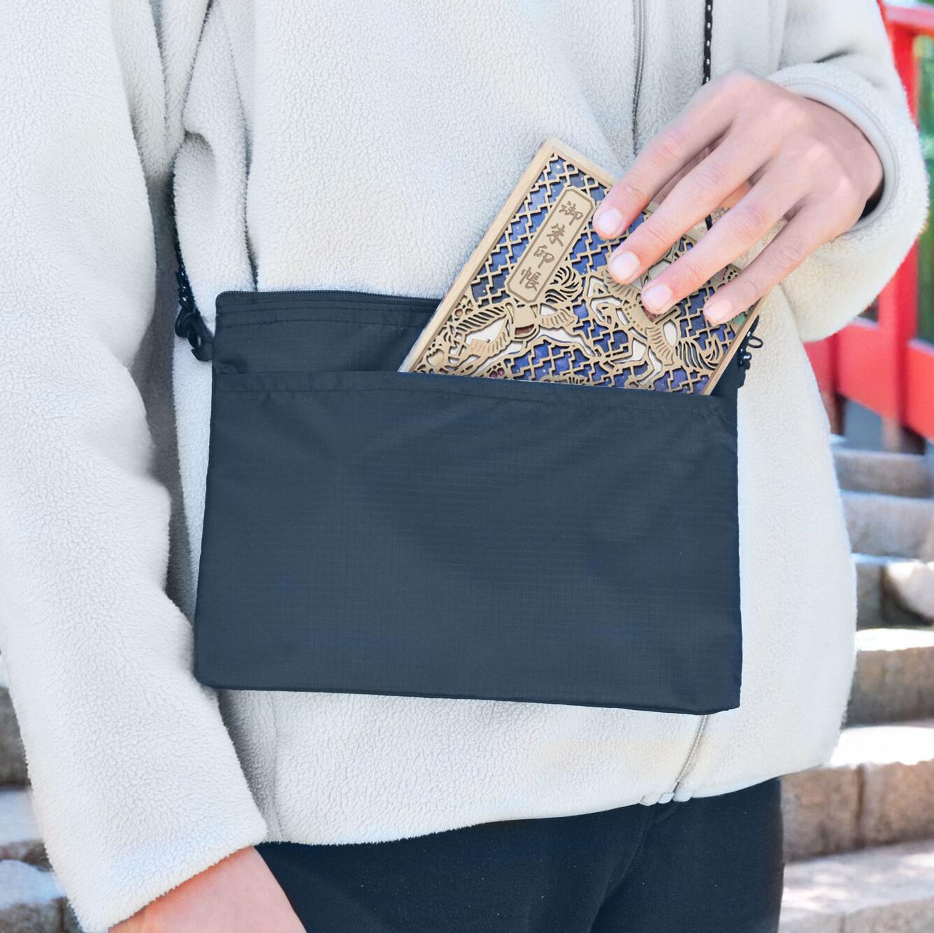 【 サコッシュ 】 御朱印帳ポーチ ケース ファスナー付 肩掛け ショルダー 紐付き 撥水 テント生地 バ..