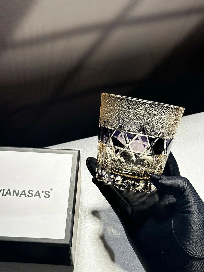 クリスタルガラス 切子手彫りグラス ウイスキー 贈り物 ギフト 記念品 日本酒 お祝...