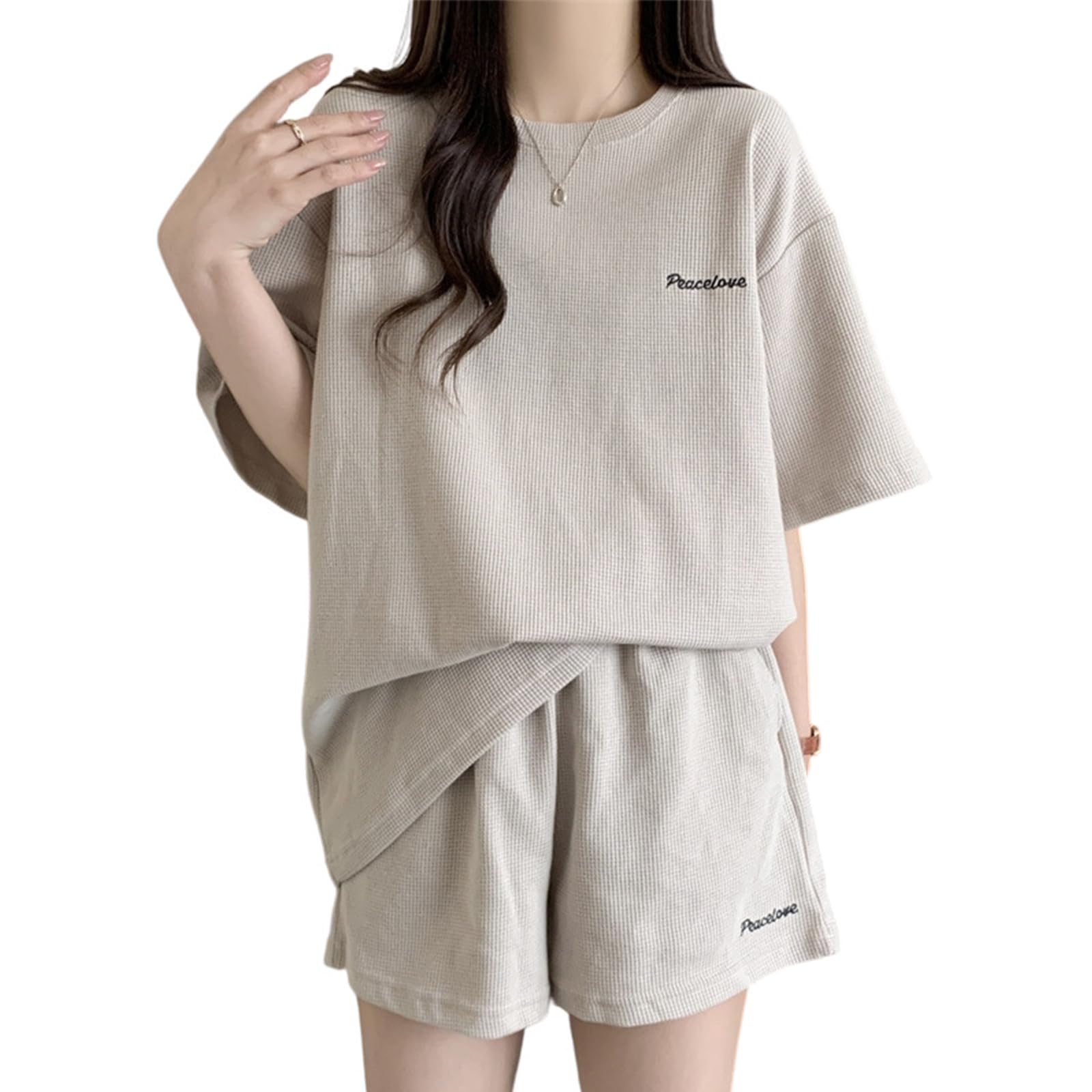 樂天商城 - 半袖 夏服 レディース 肌に優しい セットアップ 薄手涼しい 着?せ効果 通気性 ゆったり ショートパンツ 上下セット 丸首 Tシャツ ルームウェア