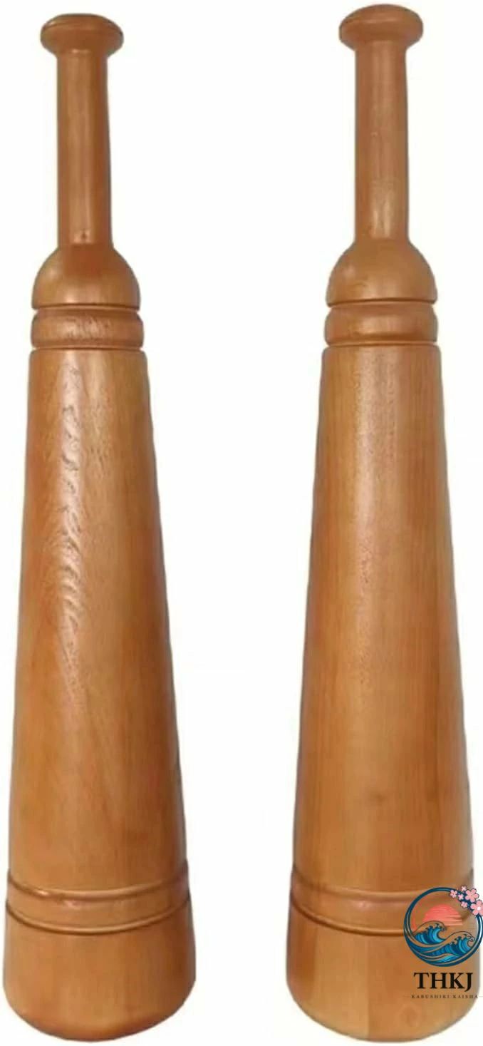 ? &nbsp;高品質の木製構造: 各クラブは滑らかな表面の無垢材で作られています。 細くて滑らかなハンドルの端には安全な丸みを帯びたデザインが採用されており、トレーニングの強度に関係なく、安全でしっかりとしたグリップを確保できます。? &nbsp;肩の筋力トレーニング: スイングと回転により、肩をフル可動域で動かすことができ、手首と肘にもユニークで有益な動きがもたらされます。これらのクラブを使用すると、ダイナミックでやりがいのある動きを実行でき、全身に素晴らしいユニークなトレーニングを提供できます。? &nbsp;いつでもエクササイズ: 他のインドのクラブとは異なり、このポータブル クラブはどこへでも持ち運ぶことができます。自宅で使用したり、ジムに持っていったり、出張や家族旅行に持っていったりして、いつでも腕、肩、体幹、背中上部、胸、脚、臀部をエクササイズできます。どこにいても、空き時間を生産的なトレーニング セッションに変えることができます。? &nbsp;重量の選択: 皆様のニーズを満たすために、個人の能力レベルに合わせて 4.4 ポンド (2kg) と 8.8 ポンド (4kg) の複数の重量をご用意しています。 (重量はクラブ 1 本の重量です。ペアで販売されます。)? &nbsp;多用途: インドクラブトレーニングをトレーニングルーチンに取り入れることで、握力、肩の強さと可動性、体幹の回転力、全身のコンディショニングなどが向上します。フィットネスプログラムを始めたばかりの人でも、経験豊富なフィットネスアスリートでも、常にさらなる成果を目指しています。これらのインドクラブは、より深いレベルのフィットネスを得るのに理想的な方法です。パワークラブは肩の柔軟性を高め、腕と体幹の強さを強化します。特徴:→ オール木製構造で、長期にわたり安心してご使用いただけます。→ エクササイズ クラブは、最も激しいトレーニングにも耐えられるように設計されています。→ これらのインドのクラブは、クラブが手から滑り落ちるのを防ぐために、端が丸くなっています。→ ポータブルデザイン。→ 保管が簡単。当社のインディアン クラブは、使用していないときは簡単にしまって保管できます。トレーニングの時間になるまで、平らな端を隅に立てておくか、インディアン クラブ ラックに掛けてください。→ これらのウェイトは初心者や中級者のアスリートに最適で、あらゆるフィットネス要素に対応できます。仕様：→ 材質：木材→ 重量:各クラブ - 4.4ポンド/2kg。各クラブ - 8.8ポンド/4kg。パッケージ内容: クラブ 1 組 (インドのクラブは 2 本で販売されています)品質サービス:1、 当社の製品に問題がある場合は、お気軽にお問い合わせください。2、輸送中に多少の衝撃が加わる可能性がございます。万が一不具合や破損などがございましたら、部品の再送など対応させていただきますので、お気軽にご連絡くださいませ。3、商品が多いため、発送時に説明書をお送りし忘れることがございます。万が一、説明書が届いていない場合や、商品組み立てに関してご不明点がございましたら、お手数ですがご連絡いただけますようお願い申し上げます。電子版の説明書を再送させていただきますので、どうぞご安心ください。お客様にはご理解いただきますようお願い申し上げます。お客様のご支援が、私たちの励みとなっております。? &nbsp;高品質の木製構造: 各クラブは滑らかな表面の無垢材で作られています。 細くて滑らかなハンドルの端には安全な丸みを帯びたデザインが採用されており、トレーニングの強度に関係なく、安全でしっかりとしたグリップを確保できます。? &nbsp;肩の筋力トレーニング: スイングと回転により、肩をフル可動域で動かすことができ、手首と肘にもユニークで有益な動きがもたらされます。これらのクラブを使用すると、ダイナミックでやりがいのある動きを実行でき、全身に素晴らしいユニークなトレーニングを提供できます。? &nbsp;いつでもエクササイズ: 他のインドのクラブとは異なり、このポータブル クラブはどこへでも持ち運ぶことができます。自宅で使用したり、ジムに持っていったり、出張や家族旅行に持っていったりして、いつでも腕、肩、体幹、背中上部、胸、脚、臀部をエクササイズできます。どこにいても、空き時間を生産的なトレーニング セッションに変えることができます。? &nbsp;重量の選択: 皆様のニーズを満たすために、個人の能力レベルに合わせて 4.4 ポンド (2kg) と 8.8 ポンド (4kg) の複数の重量をご用意しています。 (重量はクラブ 1 本の重量です。ペアで販売されます。)? &nbsp;多用途: インドクラブトレーニングをトレーニングルーチンに取り入れることで、握力、肩の強さと可動性、体幹の回転力、全身のコンディショニングなどが向上します。フィットネスプログラムを始めたばかりの人でも、経験豊富なフィットネスアスリートでも、常にさらなる成果を目指しています。これらのインドクラブは、より深いレベルのフィットネスを得るのに理想的な方法です。パワークラブは肩の柔軟性を高め、腕と体幹の強さを強化します。特徴:→ オール木製構造で、長期にわたり安心してご使用いただけます。→ エクササイズ クラブは、最も激しいトレーニングにも耐えられるように設計されています。→ これらのインドのクラブは、クラブが手から滑り落ちるのを防ぐために、端が丸くなっています。→ ポータブルデザイン。→ 保管が簡単。当社のインディアン クラブは、使用していないときは簡単にしまって保管できます。トレーニングの時間になるまで、平らな端を隅に立てておくか、インディアン クラブ ラックに掛けてください。→ これらのウェイトは初心者や中級者のアスリートに最適で、あらゆるフィットネス要素に対応できます。仕様：→ 材質：木材→ 重量:各クラブ - 4.4ポンド/2kg。各クラブ - 8.8ポンド/4kg。パッケージ内容: クラブ 1 組 (インドのクラブは 2 本で販売されています)品質サービス:1、 当社の製品に問題がある場合は、お気軽にお問い合わせください。2、輸送中に多少の衝撃が加わる可能性がございます。万が一不具合や破損などがございましたら、部品の再送など対応させていただきますので、お気軽にご連絡くださいませ。3、商品が多いため、発送時に説明書をお送りし忘れることがございます。万が一、説明書が届いていない場合や、商品組み立てに関してご不明点がございましたら、お手数ですがご連絡いただけますようお願い申し上げます。電子版の説明書を再送させていただきますので、どうぞご安心ください。お客様にはご理解いただきますようお願い申し上げます。お客様のご支援が、私たちの励みとなっております。