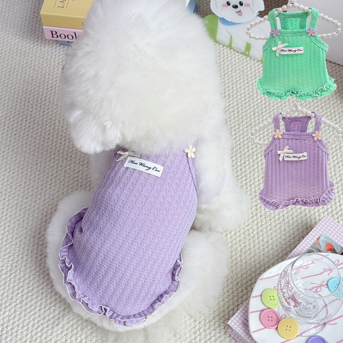 商品説明商品紹介 柔らかい素材で作られており、犬の肌に優しく、快適な着心地を提供します。 換毛時期の対策にもオススメです♪ 出かける時に、散歩する時に、パーティーでもお姫様の可愛さを目立つし 生産国 中国 注意事項 ●初期不良、誤納品が発生した場合、お気軽にメールまたはお問い合わせでのご連絡をお願いいたします。すみやかに交換もしくは返品対応いたします。 ●モデル・写真に使用されているアクセサリー・小物は別途記載が無い限り付属いたしません。 ●商品写真はできる限り実物の色に近づけるよう加工しておりますが、お客様が使用するパソコンのモニター設定や部屋の照明により多少、色の変化が感じられる場合がございます。 ●実際の色に近づけるため、タグのカラー名称と異なる場合がございます。 ●商品のサイズは、全て平置きにて外寸を測定しております。実寸は商品によって若干の誤差(1cm〜3cm )がある場合がございますので、予めご了承ください。 ●同じ商品でも「生産時期」や「カラー」により形やサイズに多少の「誤差」が生じる場合もございます。詳しくは商品画像や実寸サイズにてご確認くださいませ。 ●商品に不良があった場合は、商品到着から5日以内にご連絡いただければご返金・交換対応させて頂きます。 ●該当商品は他店と在庫共有です。タイミングにより、在庫ズレが生じる場合がございます。予めご了承ください。 ●弊店はエコのため、納品書、明細書、領収書は入れておきません。ご希望の方はご注文の際、メールで宛名など必要事項をご連絡をお願い申し上げます。商品説明商品紹介 柔らかい素材で作られており、犬の肌に優しく、快適な着心地を提供します。 換毛時期の対策にもオススメです♪ 出かける時に、散歩する時に、パーティーでもお姫様の可愛さを目立つし 生産国 中国 注意事項 ●初期不良、誤納品が発生した場合、お気軽にメールまたはお問い合わせでのご連絡をお願いいたします。すみやかに交換もしくは返品対応いたします。 ●モデル・写真に使用されているアクセサリー・小物は別途記載が無い限り付属いたしません。 ●商品写真はできる限り実物の色に近づけるよう加工しておりますが、お客様が使用するパソコンのモニター設定や部屋の照明により多少、色の変化が感じられる場合がございます。 ●実際の色に近づけるため、タグのカラー名称と異なる場合がございます。 ●商品のサイズは、全て平置きにて外寸を測定しております。実寸は商品によって若干の誤差(1cm〜3cm )がある場合がございますので、予めご了承ください。 ●同じ商品でも「生産時期」や「カラー」により形やサイズに多少の「誤差」が生じる場合もございます。詳しくは商品画像や実寸サイズにてご確認くださいませ。 ●商品に不良があった場合は、商品到着から5日以内にご連絡いただければご返金・交換対応させて頂きます。 ●該当商品は他店と在庫共有です。タイミングにより、在庫ズレが生じる場合がございます。予めご了承ください。 ●弊店はエコのため、納品書、明細書、領収書は入れておきません。ご希望の方はご注文の際、メールで宛名など必要事項をご連絡をお願い申し上げます。