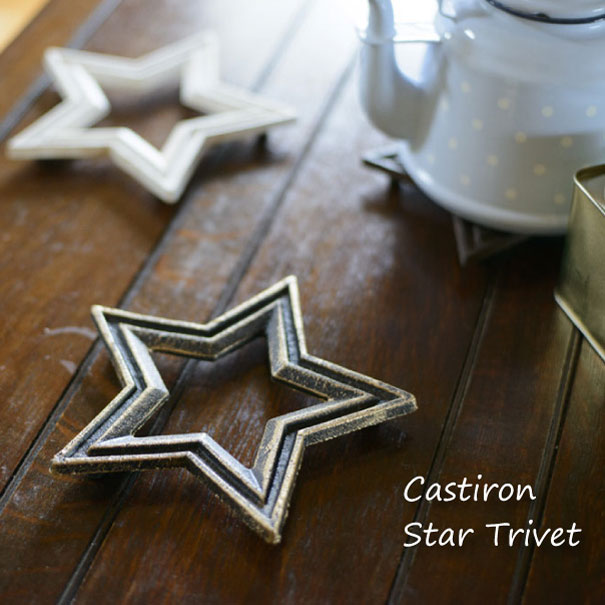 Castiron Star Trivet 鍋敷き 北欧 おしゃれ アイアン アンティーク 星 スター 西海岸 キッチン 雑貨 インテリア ホワイト ゴールド ブラウン