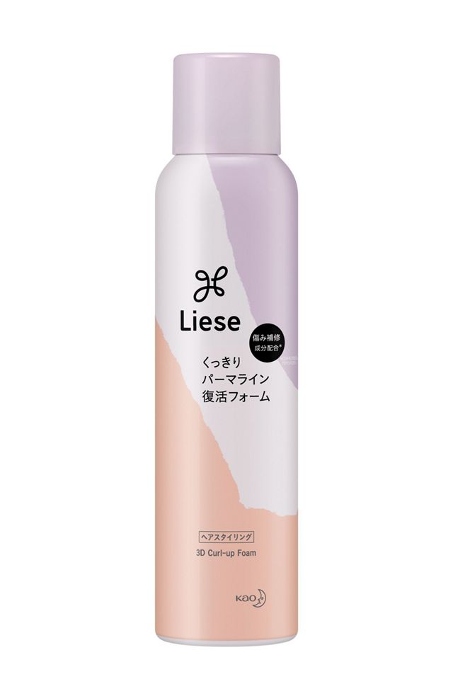 商品区分：化粧品 【花王 リーゼ 手触りやわらか3Dウェーブフォーム 150gの商品詳細】 パサつきがちなパーマヘアを、みずみずしく立体的なウェーブに復活させるスタイリングムースです。固まらずに、しなやかで弾力のある「3Dウェーブ」を1日中キープします。 水なしでも、くっきり立体ウェーブ復活きめ細かな泡が髪の芯までスーッとなじみ、ダレてしまったパーマのラインをキュッと引き締めて綺麗なウェーブを戻します。 パリパリ固まらない！感動の「やわらか手触り」「パーマ用ムースは固まるから苦手…」という方にも安心。 スタイリング後も指が通り、まるで自毛のようなやわらかい質感に仕上げます。 パサつきを防ぐうるおい成分配合髪の傷みや乾燥によるパサつきを抑え、毛先までツヤのある、まとまりの良い仕上がりへ。 心地よいフレッシュブーケの香りスタイリング中も、お出かけ中も、ほのかに華やかな優しい香りが包み込みます。 【発売元、製造元、輸入元又は販売元】 花王 【原産国】 日本 【広告文責】 有限会社浅海商事 電話番号 04-7131-2942