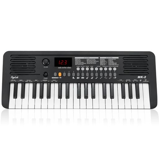 🎹【キーボードピアノ】POGOLAB ミニピアノキーボードには37 個のキー、40 曲、200 種類の楽器音、200 種類のリズムがあります。この小さなピアノは、豊富な高品質の音色を備え、演奏を学んだり、ただ楽しんだりするために設計されています。 🎹【ポータブルキーボードピアノ】37鍵のPOGOLAB MK-2キーボードは超ポータブルです(サイズ:19.3 x 7.3 x 1.9インチ)。 🎹【ピアノの運指練習】MK-2ミニキーボードピアノには重みのあるキーをシミュレートする機能があり、キーを強く叩くと音量が大きくなります。この機能は、若いプレイヤーがピアノ演奏の強度を練習するのに非常に役立ちます。 🎹【ボリュームコントロールノブ】ボリュームコントロールノブでMK-2の音量を簡単にコントロールできます。音量設定は保持されるため、ピアノを起動したときに大きな音で驚く心配はありません。 🎹【表現の幅が広がります】 MK-2ミニキーボードピアノは37鍵盤に限定されません。トランスポーズとオクターブ機能により、キーを変更したり、キーボードを上下に2オクターブずつシフトしたりできます。
