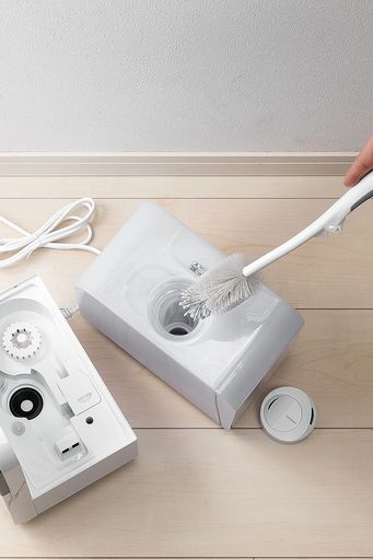 タンク、貯水部、フィルター 原産国:日本 サイズ:長さ伸長時4.5cm 伸縮時 5cmx幅伸長時4.5cm 伸縮時 5cmx高さ伸長時39.8cm 伸縮時 28.5cm 素材:ポリプロピレン、熱可塑性エラストマー、ナイロン、ステンレス鋼 ポイント:ヌメリをしっかり落とします。タンクや貯水部、フィルターのお手入れに加湿器ブラシ。
