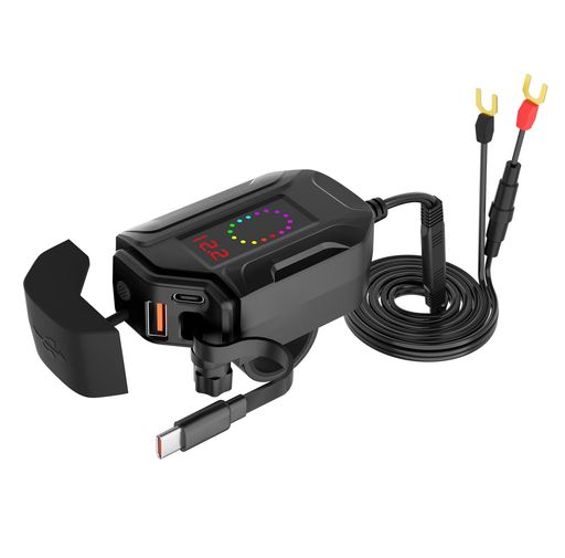 PD対応のUSB-Cポート(最大30W)とQC3.0対応のUSB-Aポート(最大18W)を搭載しており、巻き取り式TYPE-C充電ケーブル(最大30W)も付いていて、スマホやタブレットなどを高出力で急速充電可能! 電圧計を搭載しており、電圧がリアルタイムに表示され、一目で観測可能!RGBライト付きで充電中は点灯し、充電完了後は自動的に消灯! 電源ON/OFFスイッチ付き!使用しない際はOFFにして無駄な電力消費を防ぐことが可能!バイクのハンドルバーやサイドミラーに取り付け可能!短絡、過電圧、過電流、過熱、過負荷保護などの安全保護回路がついており、安心してご利用いただける! 入力:12~24V 出力:USB-A右向き矢印5V/3A 9V/2A 12V/1.5A USB-C右向き矢印5V/3A 9V/3A 12V/2.5A 巻き取り式充電ケーブル右向き矢印5V/3A 9V/3A 12V/2.5A 巻き取り式充電ケーブルの長さ:70cm パッケージ内容:1x*バイク用USB充電器 ご注意:電気の知識及び、バイクの構造知識を持った専門家が取り付け作業を行って下さい。(説明書は付いておりません)