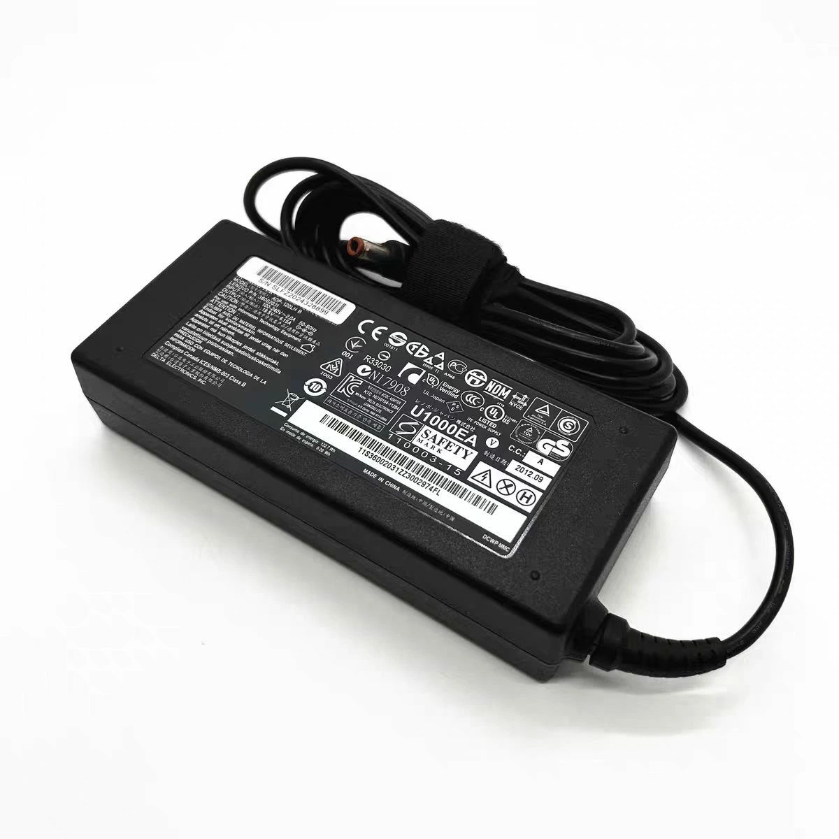 新品 純正 レノボ Lenovo Y310 Y410 Y510 Y330 Y430 Y530 Y450 Y550 Y650 Y710 Y730用19.5V 6.15A 120W ACアダプター ADP-120LH B PA-11