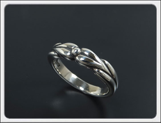 ハート Shin's Sculpture（シンズ スカルプチャー）「Two Heart Ring（トゥー ハート リング）」SILVER 925 / 5号〜23号【銀 メンズ レディース ペア アクセサリー ジュエリー 指輪 立体 手彫り シンプル シルバー 925 プレゼント】R-17