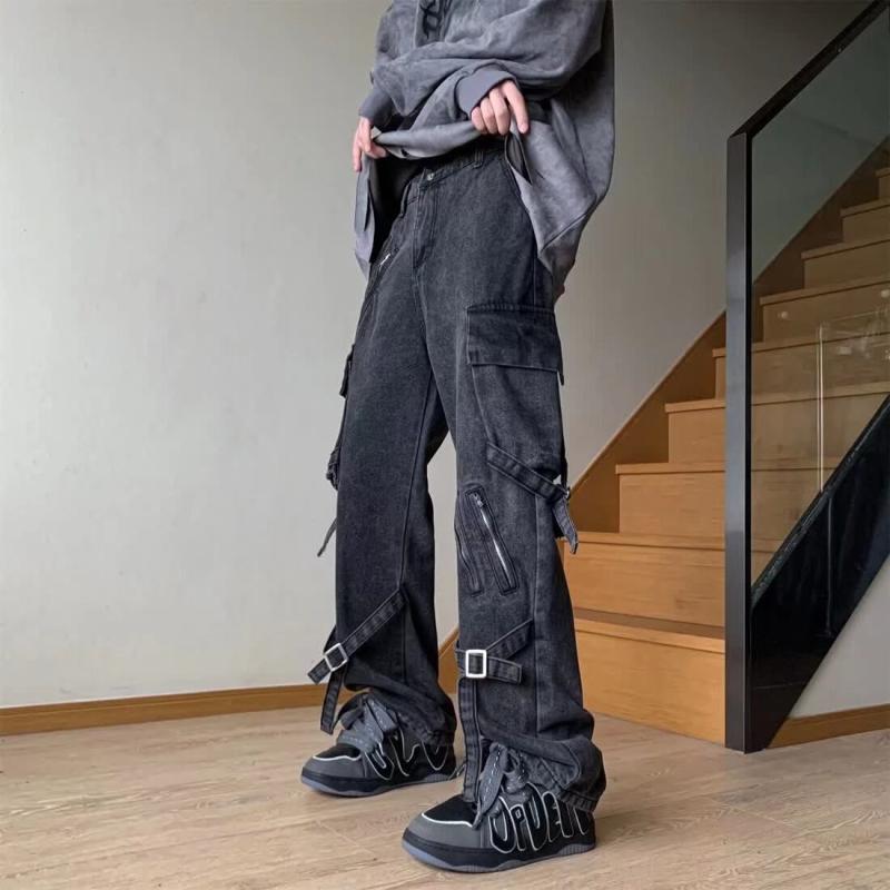 ・カテゴリ: ジーンズ・スタイル: ストリート・シルエット: ストレート・特殊加工: ウォッシュ加工・パンツ丈: ロングパンツ・ウエスト: ミドルウエスト・生地の厚さ: 普通・対象: メンズ・主な素材: 綿85%・着用シーン: 日常・デザイン詳細: ワッペン装飾・伸縮性: なし・裾の仕様: ストレート・加工: 形態安定加工・カラー展開: ブラック・サイズ展開: S、M、L、XL、2XL、3XL