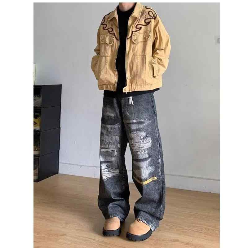 ・カテゴリ: デニムパンツ・スタイル: ストリート・パンツの形状: ストレート・加工: ダメージ加工、ウォッシュ加工・パンツ丈: ロングパンツ・ウエスト: ミドルウエスト・厚さ: 普通・対象: ティーンエイジャー、メンズ、大人・生地: デニム・主な素材: ポリエステル・着用シーン: カジュアル・デザイン詳細: ポケット装飾・伸縮性: なし・裾の形状: ストレート・カラー展開: ブラック・サイズ展開: S、M、L、XL、2XL、3XL