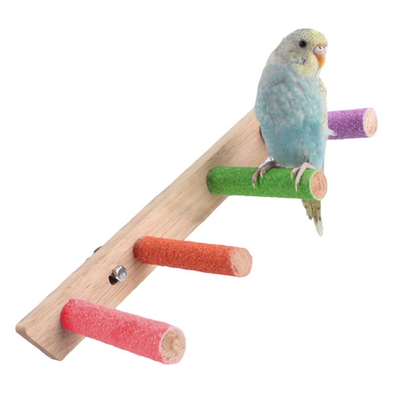 鳥 止まり木 スタンド 6連 階段 天然木 インコ 止まり木 爪研ぎ 鳥 おもちゃ アスレチック 文鳥 とまり木 パーチ オカメインコ セキセイインコ オウム インコ おもちゃ はしご 取り付け簡単【インコ止まり木】階段状になっている鳥の止まり木です。インコが止まり木に立ったり、登ったり、遊んだり、休んだりりすることで、運動不足やストレスを解消します。【天然素材】鳥止まり木スタンドは安全で環境にやさしい天然木素材を採用されており、染色していないので、健康無害、鳥が遊ぶのに安心できます。【取り付け簡単】固定金具が付きなので、工具無しですぐに取り付けることができます。簡単にケージに設置し、自由に角度を調整、しっかりと固定できます。【適用対象】インコ、オウム、文鳥、セキセイインコ、オカメインコ、ウロコインコ、ボタンインコ、コニュアーズなど小型、中型鳥にお勧め。【贈り物】鳥の休息場所としてピッタリです。インコを飼うお友達にプレゼントしても喜ばれます。自然木を使用するので、形やサイズに多少の違いがあります。