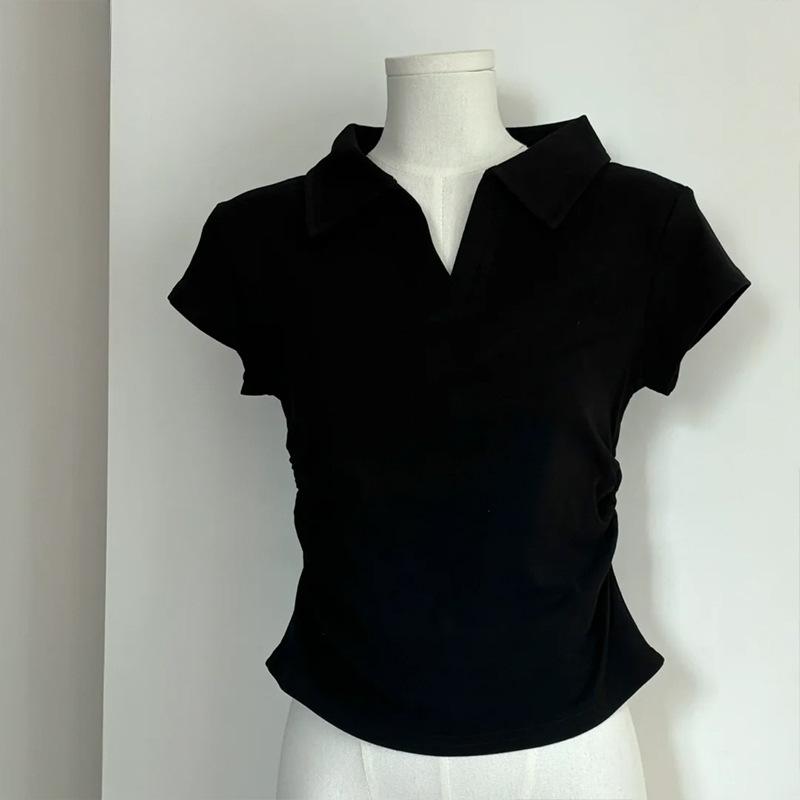 Tシャツ レディース カットソー 半袖 トップス プルオーバー Vネック 襟付き ポロネック POLO襟 シャーリング ギャザー 絞り 不規則 アシンメトリー ショート丈 着痩せ スリム 細見え 通勤 OL ビジネス カジュアル 白 黒