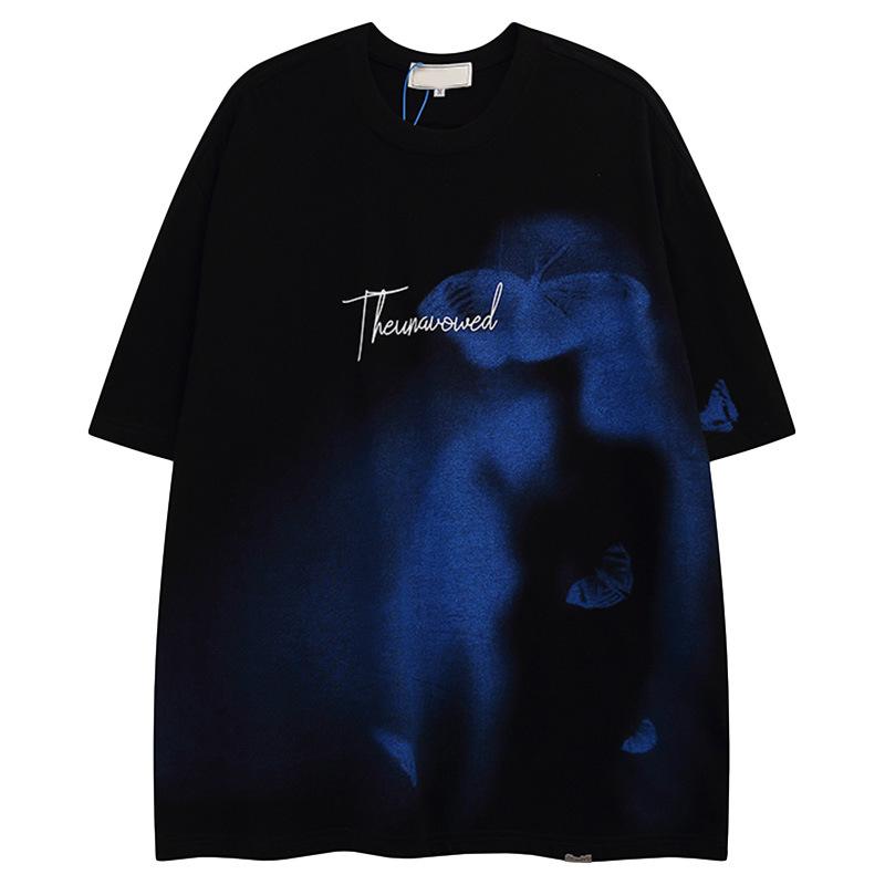 Tシャツ メンズ レディース 半袖 トップス 蝶柄 グラデーション おしゃれ ストリート系 デザイン カジュアル 春夏・カテゴリ: Tシャツ・スタイル: ストリート・主な素材: 綿100%・柄: アニメーション・キャラクター・シルエット: ルーズフィット・ネックライン: クルーネック・袖丈: 半袖・袖型: ドロップショルダー・厚さ: 普通・カラー展開: ブラック, ホワイト・サイズ展開: M, L, XL・重量: 約180-250g・対象: メンズ, 成人