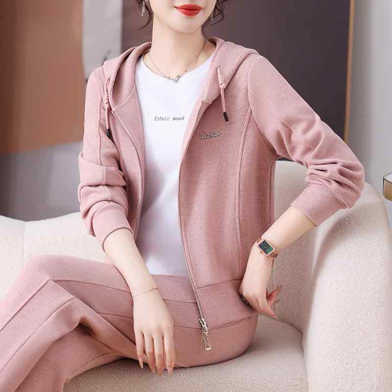 ・スタイル: 運動、休闲、欧美・柄: 純色・適用年齢: 成年・適用性別: 女・袖丈: 長袖・領型: POLO領・主な素材: 綿75%・裏地: 綿75%・厚み: 適中・カラー展開: 粉色 セット、灰色 セット、卡其色 セット、安克拉紅・サイズ展開: L(50-55kg)、XL(55-60kg)、2XL(60-65kg)、3XL(65-72.5kg)、4XL(72.5-80kg)、5XL(80-85kg)・適用シーン: ランニング、フィットネス機器、健康マッサージ、フィットネスボディ、ダンススポーツ、卓球バドミントンテニス、その他ボールスポーツ、水泳水辺スポーツ