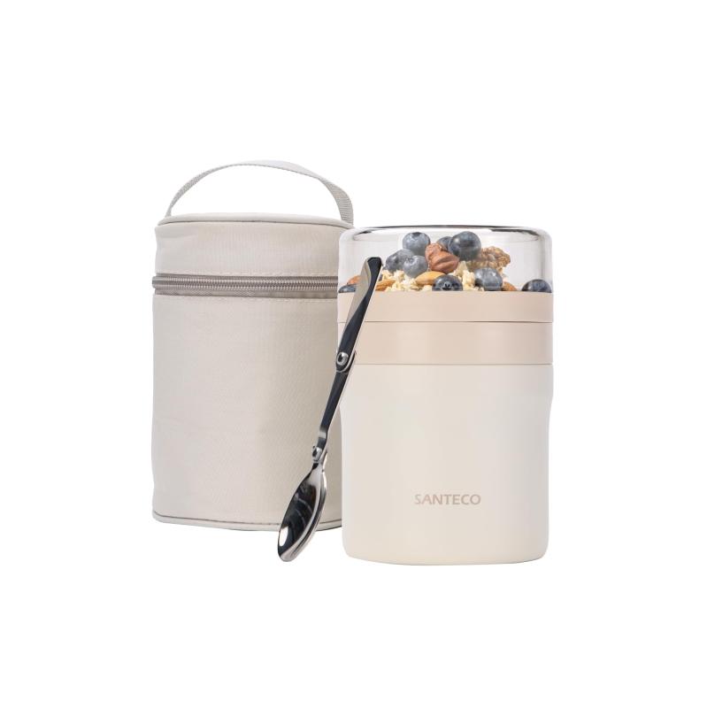 SANTECO 真空断熱 スープジャー 500ml 兼 BPAフリーの透明プラスチック蓋 220ml ランチジャー保温弁当箱 スプーン 専用バッグ付 オシャレ 男女兼用 ピクニック 部活用 (クリーム)【セット内容】 (1) 大容量二層ジャー 500ml：しっかり保温 メインのおかずやスープに。(2) トライタン透明キャップ 220ml：様々な冷たい料理を収納できます。【層状設計】(1)断熱スープ倉庫：下層は密閉断熱されており、温かいスープが心を温めます。(2)清潔な道具室：中層にスプーンを独立して収納できるので衛生的で持ち運びも可能です。各層は広口デザインで簡単に掃除できます。 (3)軽食品保存ボックス：上層にはサラダ、フルーツ、オートミール、冷たい料理が収納でき、乾いたものと濡れたものを匂い移りなく分離できます。【1 つの容器で 2 つの用途】 メインの食事を提供するだけでなく、滑らかなヨーグルトを下に、カリカリのオートミールを上にして朝食にも使用できます。【保温効力(6時間)】 二重断熱保温ケースのみの場合/43.2℃度以上、保温ケースを専用ポーチに入れた場合/50℃度以上。【スプーンとポーチが付き】保温弁当箱には折りたたみ式のスプーンが付いており、いつでもおいしいスープに簡単にアクセスできます。旅行やピクニックに便利な専用収納袋も配置しています。