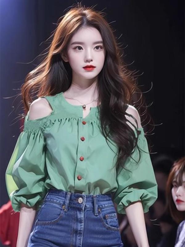 ・カテゴリ: シャツ・柄: 抽象・スタイル: 基本款、清新甜美、温柔風・主な素材: ポリエステル95%以上・袖丈: 短袖・袖型: 泡泡袖・衣丈: 普通款・ネックライン: U字領・流行要素: 破洞・カラー展開: 緑色・サイズ展開: S、M、L