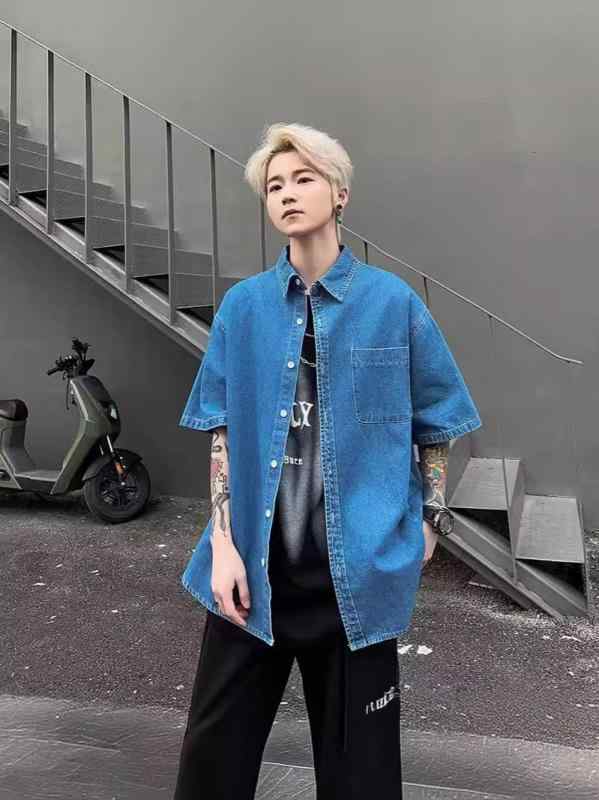 맨즈 셔츠 탑스 牛仔 데님 짧은 소매 개옷 농영 버튼 포켓 장식 느긋하게 와이드 실루엣 면 소재 코튼 51-70% 기세 가능 다림질 불요 여름 봄 여름