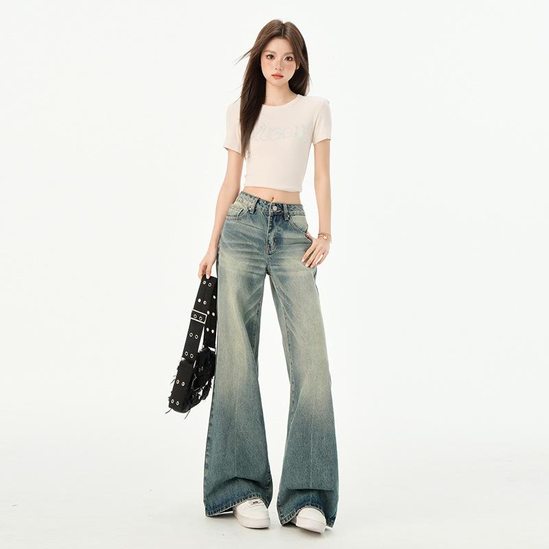 ・カテゴリ: デニムパンツ・素材: 綿70%以上80%未満・スタイル: カジュアル・パンツ丈: フルレングス・ウエスト: ローライズ・厚さ: 常規・デザイン: ウォッシュ加工・カラー展開: レトロブルー、レトロブルー（ロング丈）・サイズ展開: XS、S、M、L、XL・シルエット: ルーズフレア