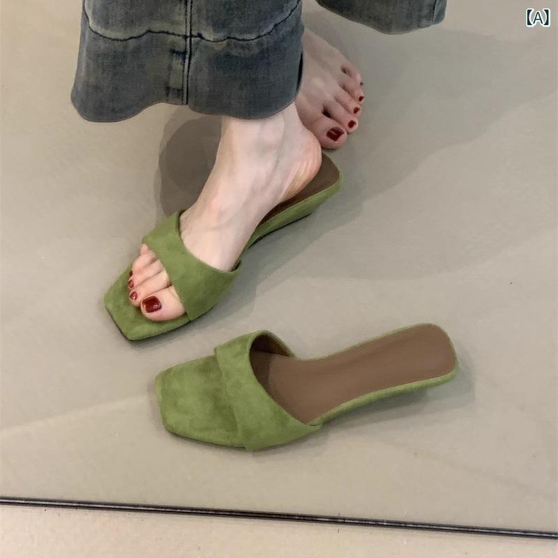 ・カテゴリ: セットアップ・スタイル: 韓版・主な素材: 磨砂・ソール素材: ゴム・カラー展開: 緑、黒、茶、赤、黄・サイズ展開: 35、36、37、38、39・ソール厚さ: 0cm～3cm・ヒール高さ: 平底