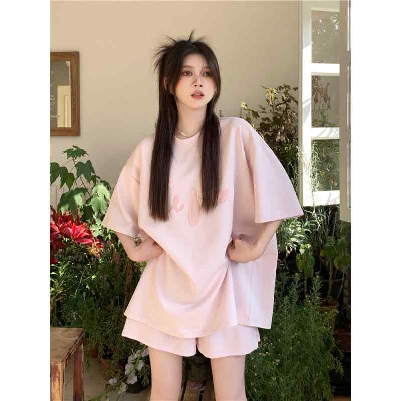 ・パンツ丈: 長パンツ・主な素材: 綿95%以上・カラー展開: ピンク、アプリコット・サイズ展開: S、M、L、XL・スタイル: 都市風、通勤・袖丈: 超長袖・袖型: フリル袖・カテゴリ: カジュアルセットアップ・対象性別: 女性