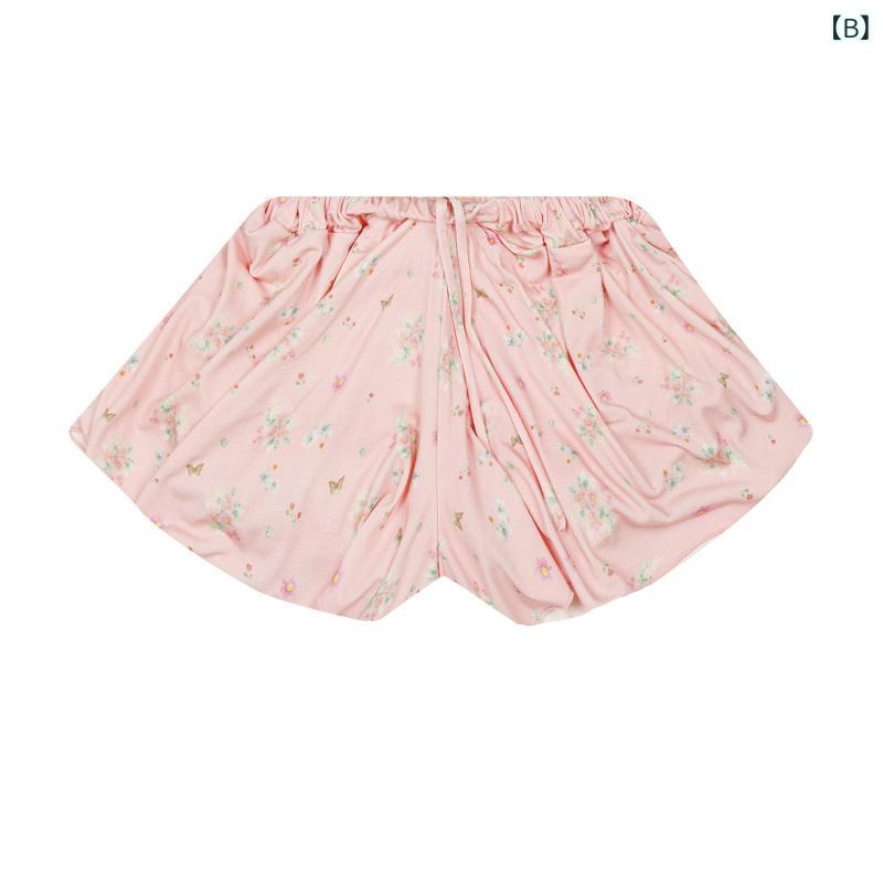 アスターショップのレディース ショートパンツ プリント フレア ルームウェア 綿素材 松緊腰 ミディアム厚 微弾性 白 貝殻柄 ブルー グレー 春季 スカートパンツ 日韓カジュアル 普段使い 部屋着 軽量 伸縮性 インナー ラウンジウェア ホームウェア リラックス フェミ｜アングル3
