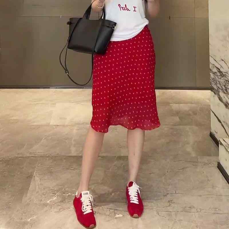 スカート レディース ミモレ丈 フレアスカート ウエストゴム 赤 花柄 ドレープ感 きれいめ カジュアル おしゃれ・パターン: 小花柄・加工: プリント・主な生地の成分2: その他・スカートタイプ: タイトスカート・スカート丈: ミディアム丈・流行の要素: プリント・カラー: レッド・サイズ展開: S,M,L,XL,2XL,3XL,4XL・スタイル: 通勤・カテゴリー: スカート・主な生地の成分2含有率: 30%以下