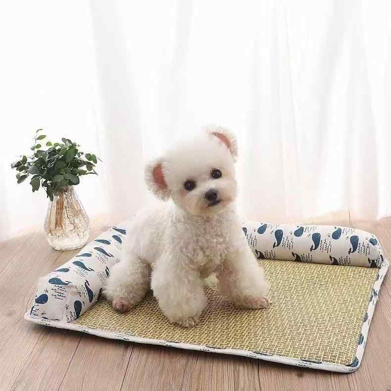 ペット マット 冷却マット 犬 猫 オールシーズン 夏用 籐編み ラタン調 草席風 寝具 洗える 滑り止め 快適 涼感 通気性 テディ 犬用 猫用 ペットベッド・素材: 藤編・商品カテゴリ: 冷却マット・カラー: 鯨・サイズ展開: S(40*30cm), M(55*45cm), L(80*60cm)・対象: 犬